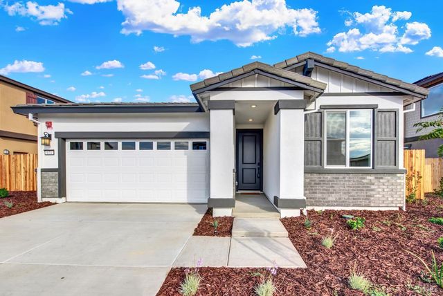 674 Shefford Dr, Vacaville, CA 95687