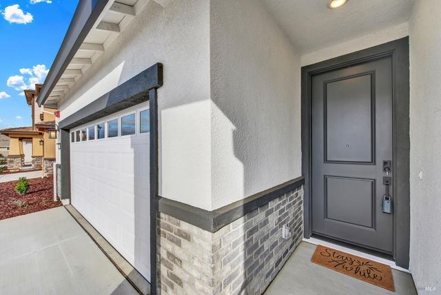 674 Shefford Dr, Vacaville, CA 95687