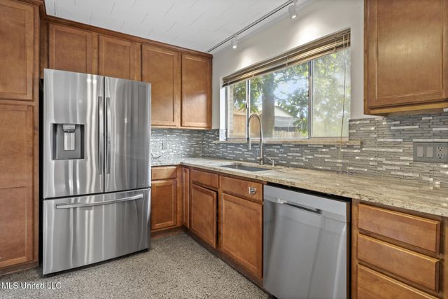 4 Chimney Cross, Long Beach, MS 39560