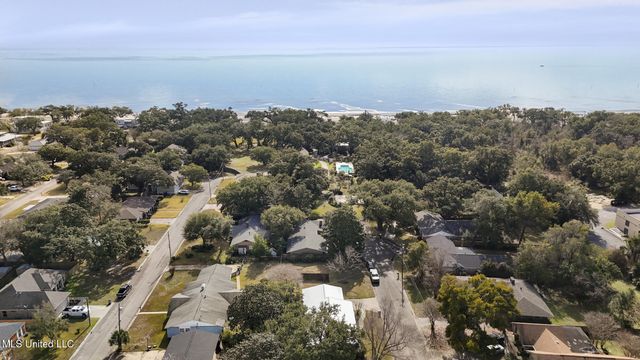 4 Chimney Cross, Long Beach, MS 39560
