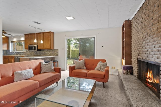 4 Chimney Cross, Long Beach, MS 39560