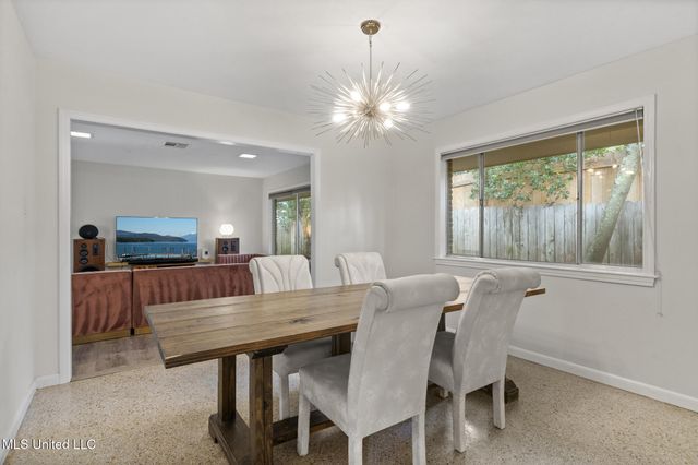 4 Chimney Cross, Long Beach, MS 39560