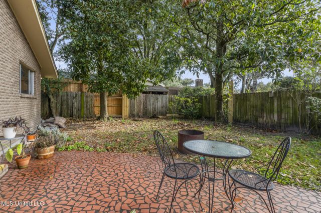 4 Chimney Cross, Long Beach, MS 39560