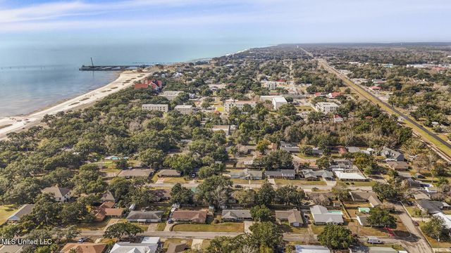 4 Chimney Cross, Long Beach, MS 39560