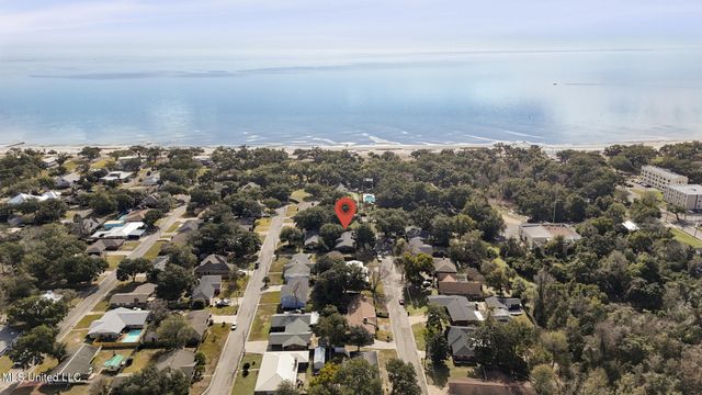 4 Chimney Cross, Long Beach, MS 39560