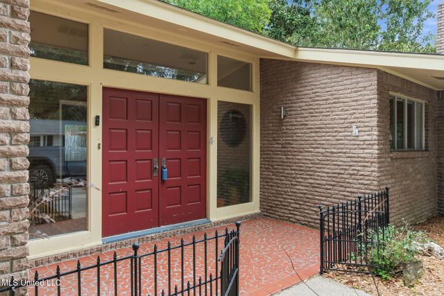 4 Chimney Cross, Long Beach, MS 39560