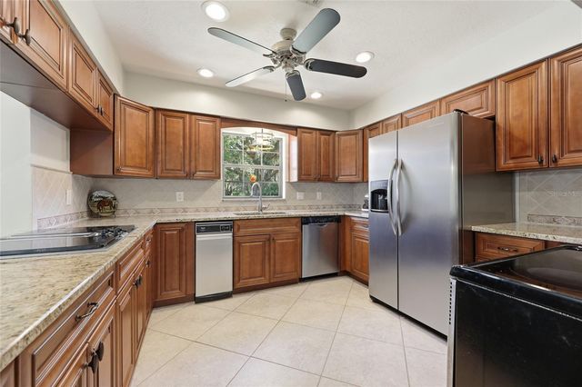 9700 SW 67TH TERRACE, Ocala, FL 34476