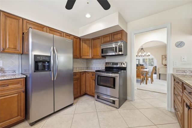 9700 SW 67TH TERRACE, Ocala, FL 34476