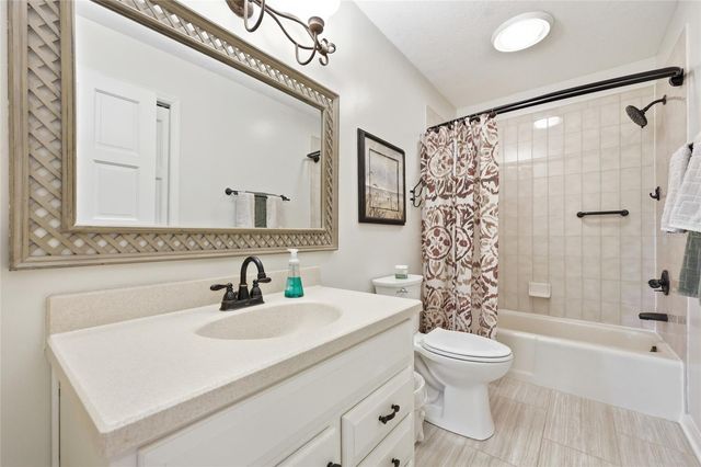 9700 SW 67TH TERRACE, Ocala, FL 34476