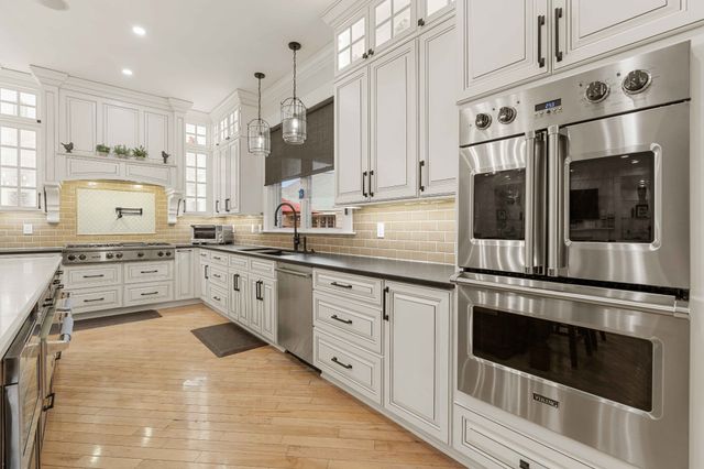 107 Tiffany Ct, Franklin, TN 37064