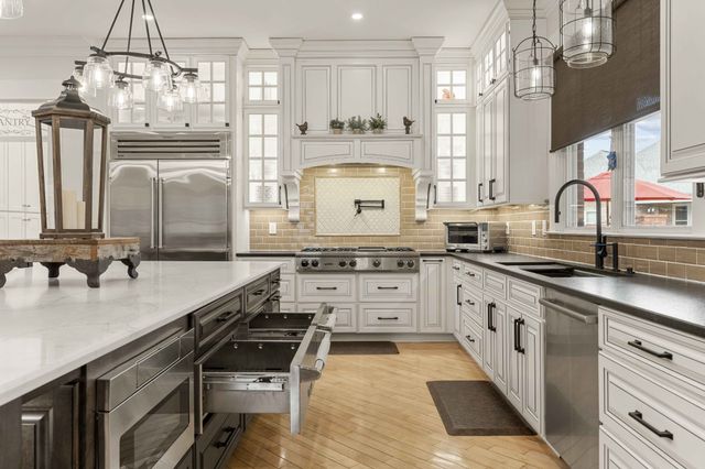 107 Tiffany Ct, Franklin, TN 37064