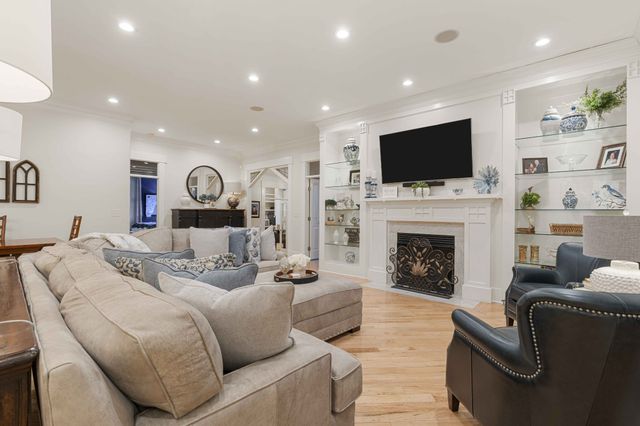 107 Tiffany Ct, Franklin, TN 37064