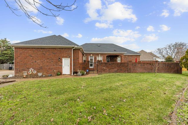 107 Tiffany Ct, Franklin, TN 37064
