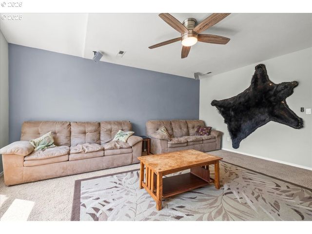 15812 Ne 18TH Ct, Vancouver, WA 98686