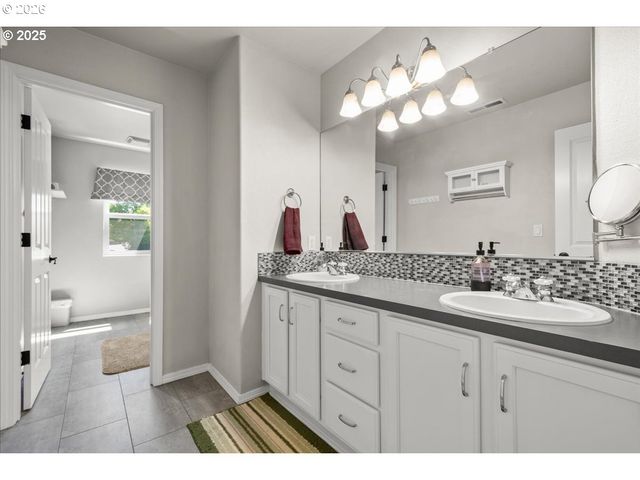 15812 Ne 18TH Ct, Vancouver, WA 98686