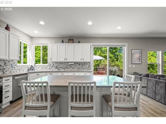 15812 Ne 18TH Ct, Vancouver, WA 98686