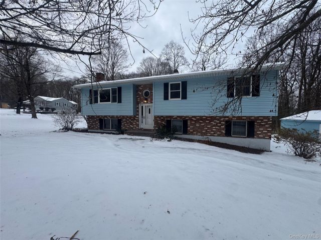 2217 State Route 300 1, Wallkill, NY 12589
