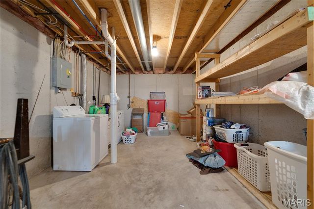 54 Silver Spur Drive, Winfield, MO 63389