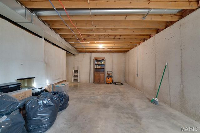 54 Silver Spur Drive, Winfield, MO 63389