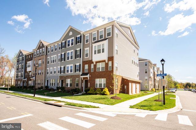 10423 JOHN GLENN ST, Lanham, MD 20706