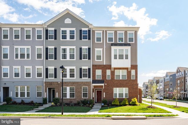 10423 JOHN GLENN ST, Lanham, MD 20706