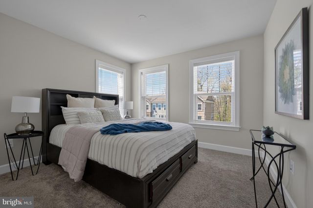 10423 JOHN GLENN ST, Lanham, MD 20706