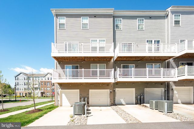 10423 JOHN GLENN ST, Lanham, MD 20706