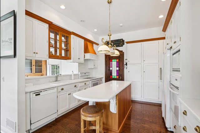 N1474 Fontana Ridge ROAD, Fontana, WI 53125