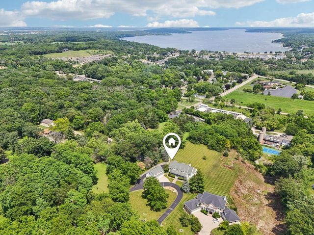 N1474 Fontana Ridge ROAD, Fontana, WI 53125