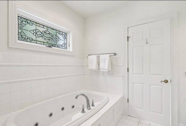 N1474 Fontana Ridge ROAD, Fontana, WI 53125