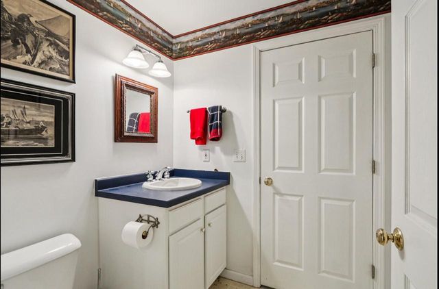 N1474 Fontana Ridge ROAD, Fontana, WI 53125