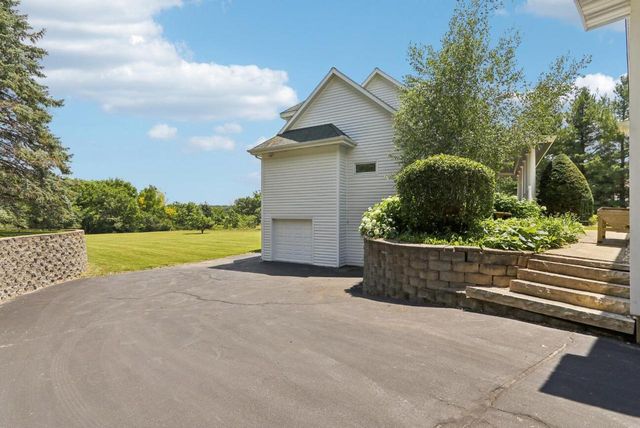 N1474 Fontana Ridge ROAD, Fontana, WI 53125