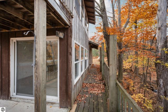 4255 E Spencer Road, Kalkaska, MI 49646