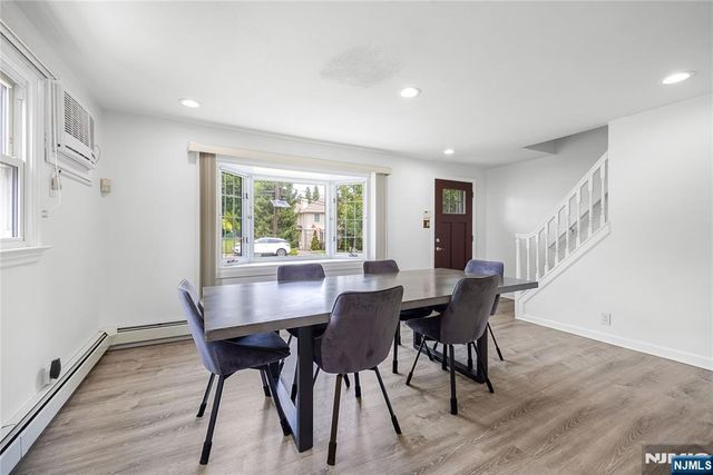 182 Coombs Drive, Paramus, NJ 07652