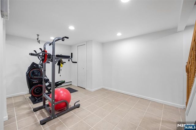 182 Coombs Drive, Paramus, NJ 07652