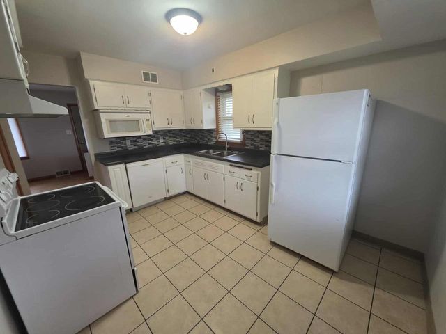 3629 97th PLACE, Milwaukee, WI 53222