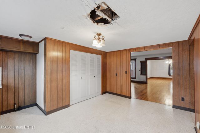 526 Atwood St, Louisville, KY 40217