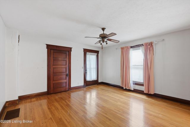526 Atwood St, Louisville, KY 40217