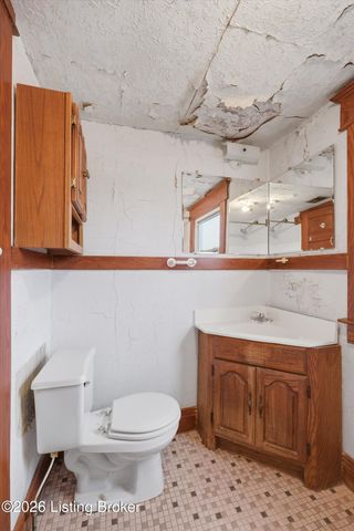 526 Atwood St, Louisville, KY 40217