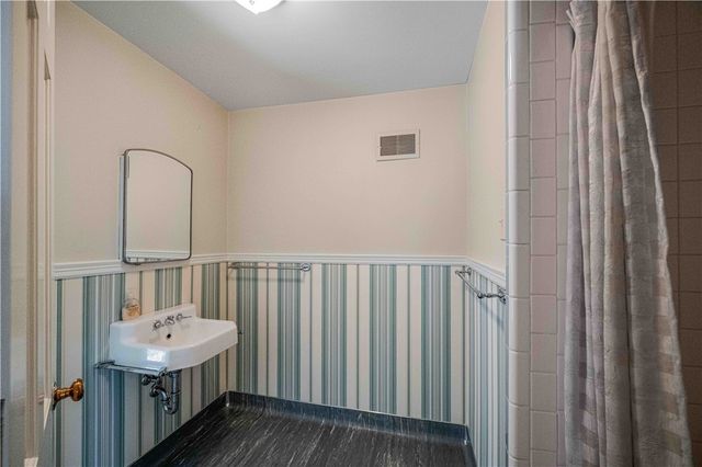 8 Free Ferry Heights, Fort Smith, AR 72903