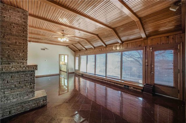 8 Free Ferry Heights, Fort Smith, AR 72903