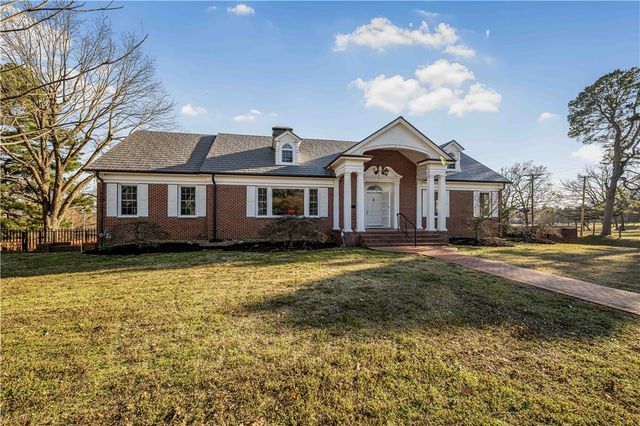8 Free Ferry Heights, Fort Smith, AR 72903