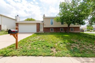 4301 PATHFINDER AVE, Cheyenne, WY 82001