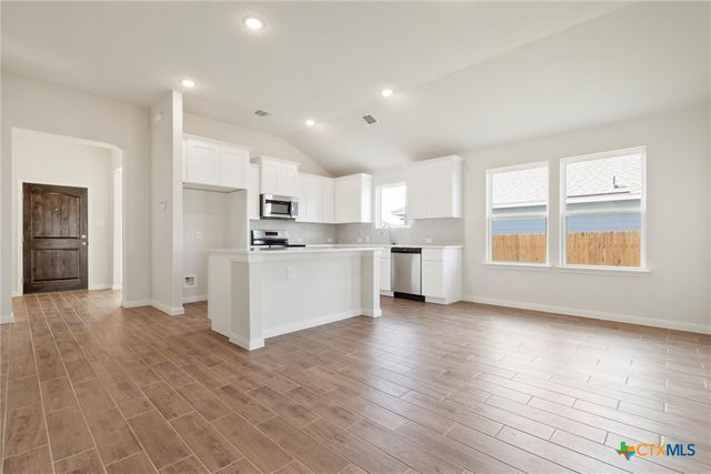 814 Waylon Circle, Killeen, TX 76542