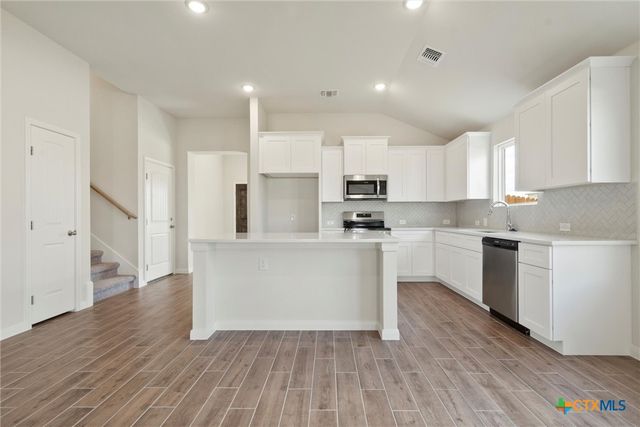 814 Waylon Circle, Killeen, TX 76542