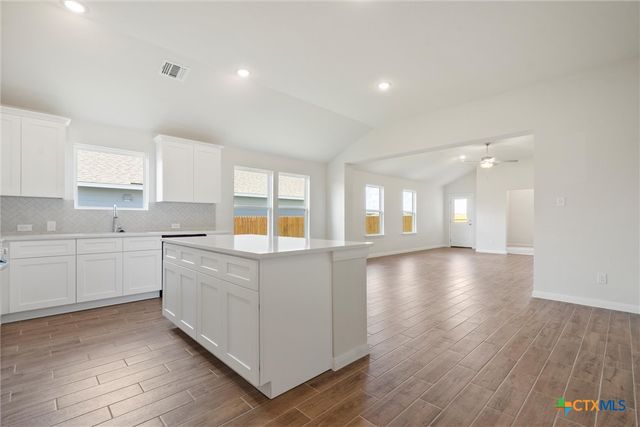 814 Waylon Circle, Killeen, TX 76542