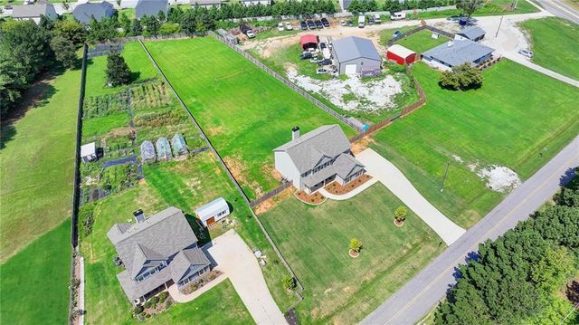 4500 Bay Creek Road, Loganville, GA 30052