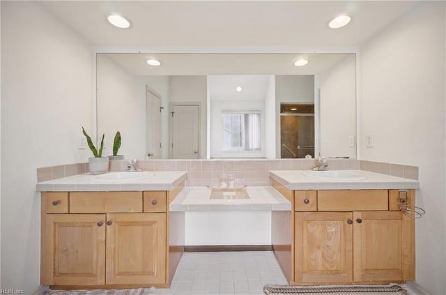 2909 Elmore ST, Virginia Beach, VA 23456