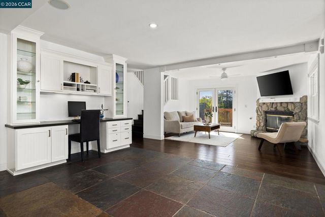 2050 Shell Ridge Trl, Walnut Creek, CA 94598