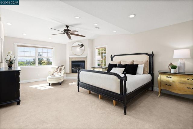 2050 Shell Ridge Trl, Walnut Creek, CA 94598